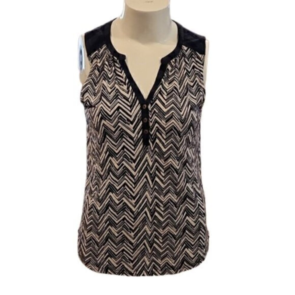 [Lucky Brand] 2 Tone Half Button Sleeveless Top - Size L